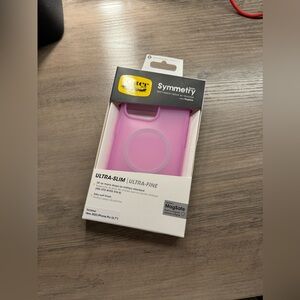 Otterbox phone case 15 pro max (New)